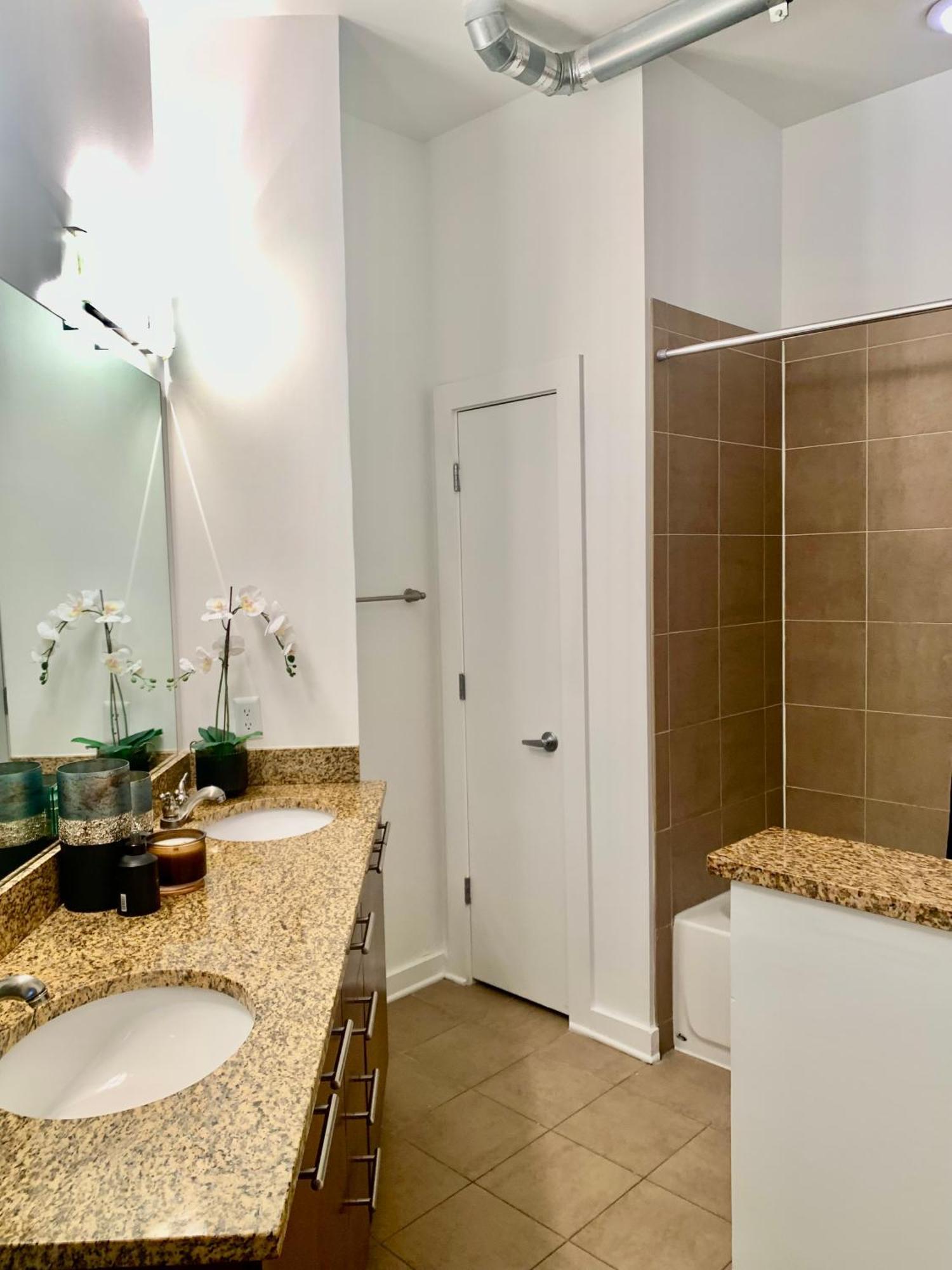 Апартаменты Grand 3Br Loft In Atlantic Station Атланта Экстерьер фото